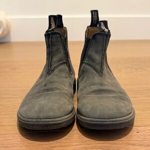 Blundstone Kids Gray Chelsea Boots